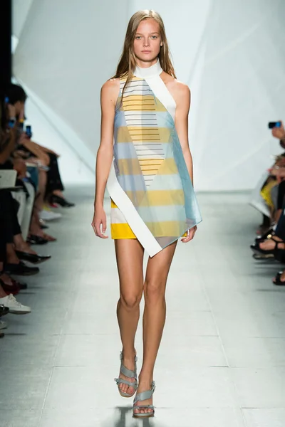 Look 45